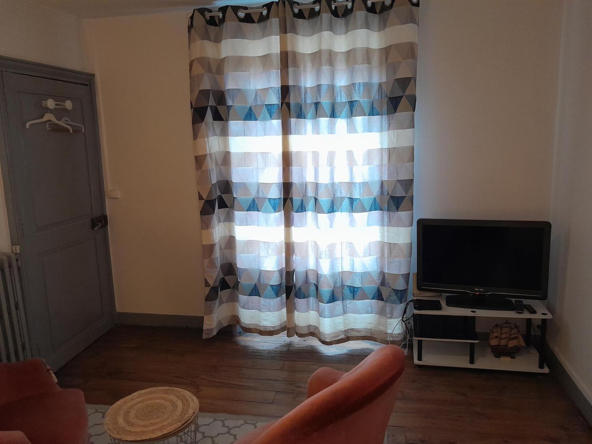 La Chaloupe 4 Bed & Breakfast Thiers Bagian luar foto